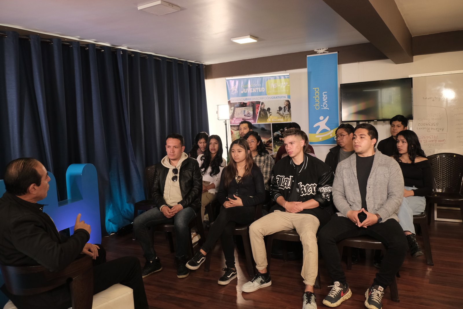 Imagenes de Ciudad Humana